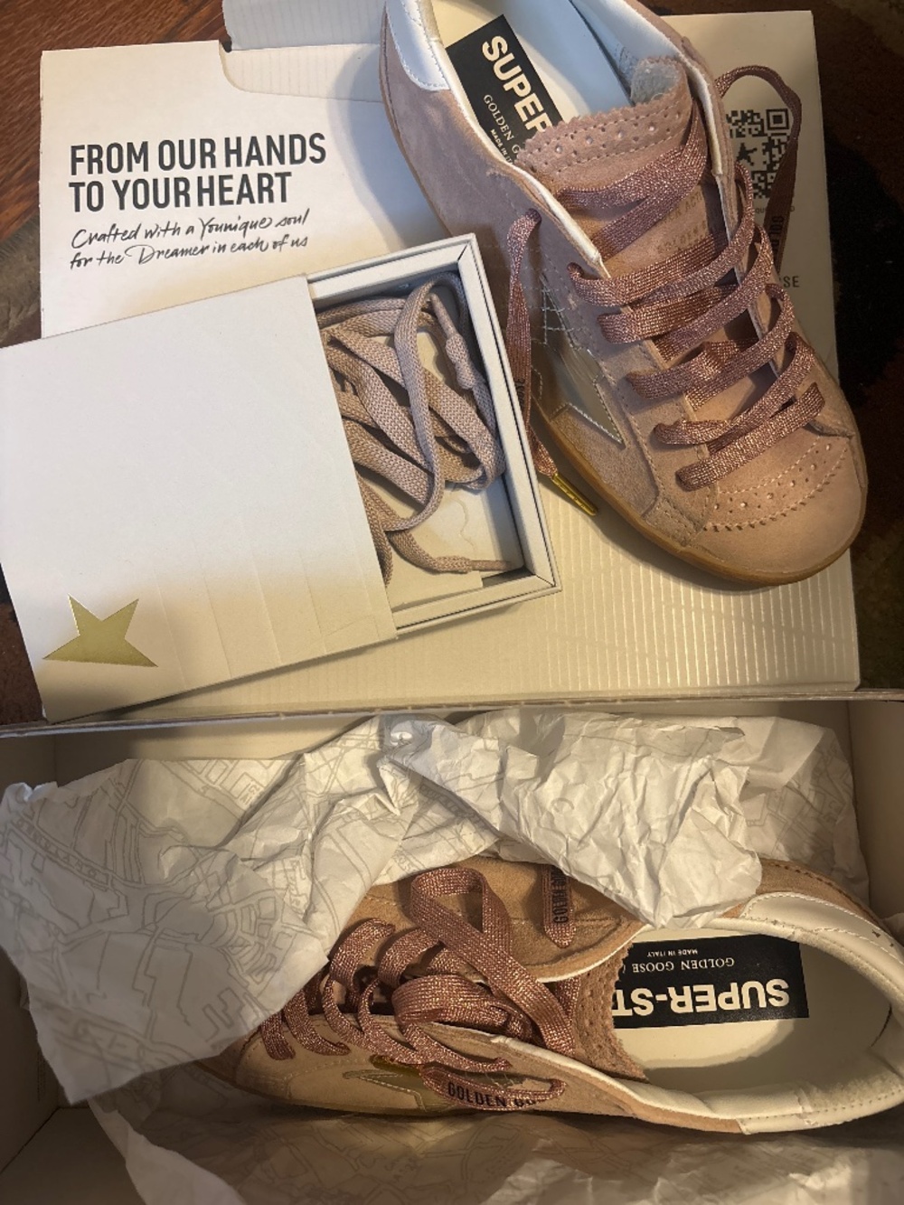 Sneakers